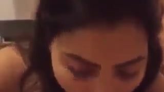 जवान सेक्रेटरी ने बॉस को लंड चूस के खुश किया