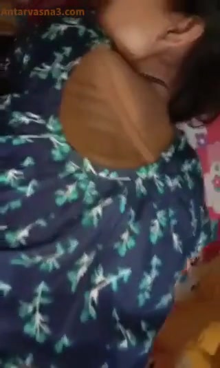 जवान बंगाली लड़की ने मोटा लंड फिट करवाया टाईट चूत में