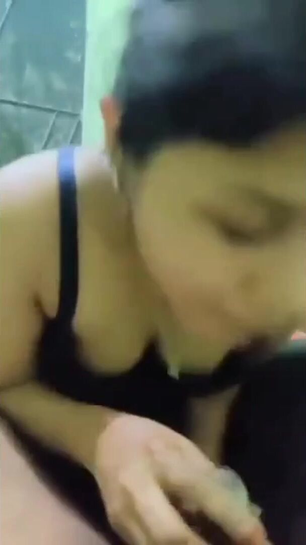 बूब्स से दूध निकल के लंड चूसती लड़की का बंगाली ब्लू फिल्म