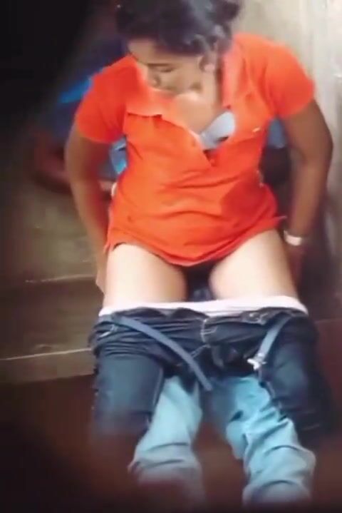 दोस्त ने लड़का लड़की की चोदने की ब्लू फिल्म बना डाली