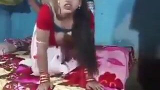 कालिये आदमी से गोरी भाभी ने अन्तर्वासना मिटाई