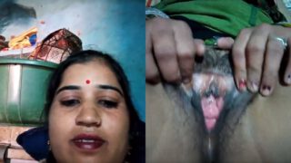 वेबकैम आंटी का देसी भोसड़ा शो