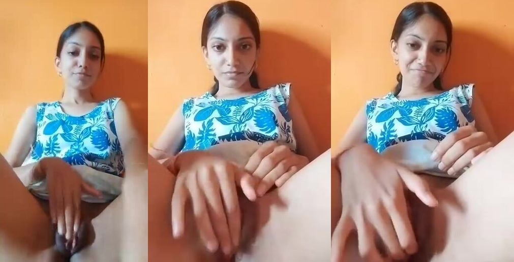 जवान लड़की ने बड़ी चूत में ऊँगली कर के दिखाई वीडियो कॉल में
