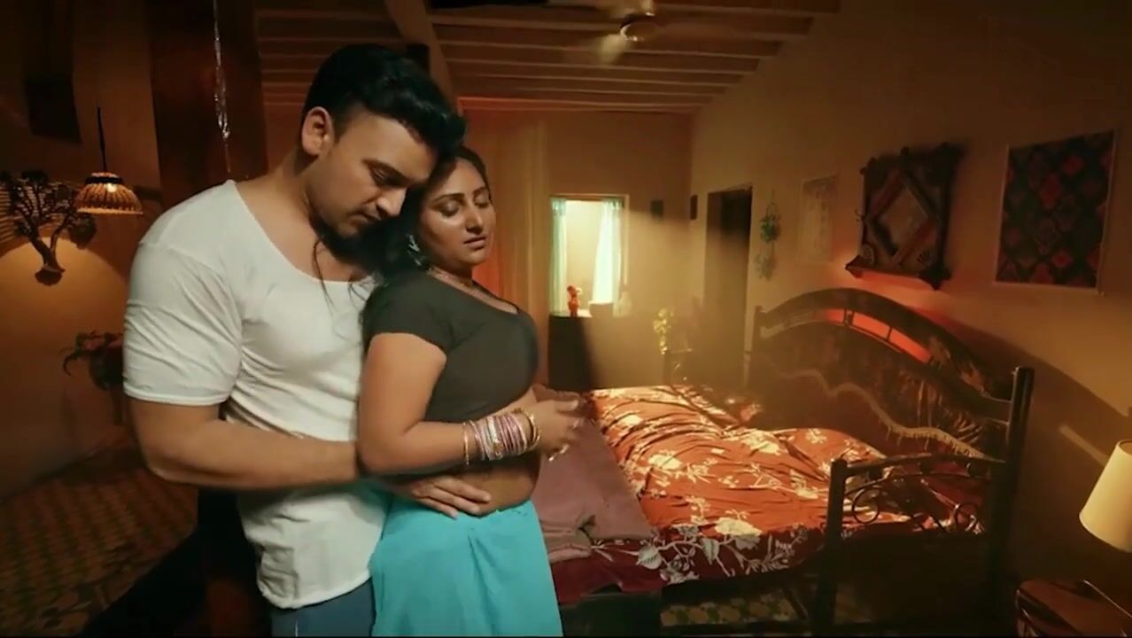 Beti ke hawasi pati se chut chudwati hai chuddakad Bhabhi