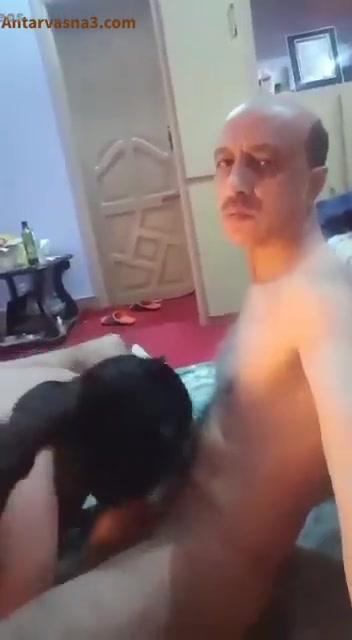 कोलेज के प्रिंसिपल ने मेडम को लोडा चुसाया (क्लासिक एमएमएस)
