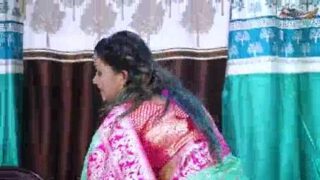 Hot Desi video of 2 Aunty’s threesome with a delivery boy