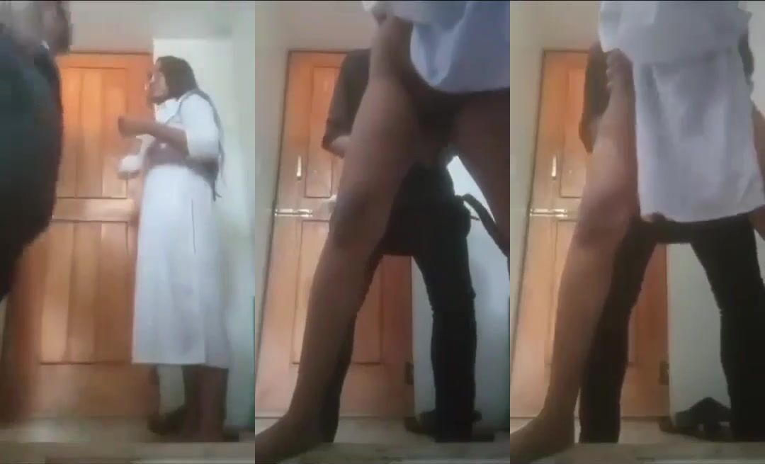 Hot MMS clip of Malayalam lovers enjoying secret sex