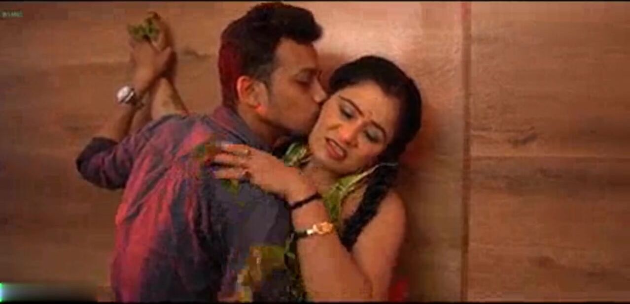Desi XXX porn film of a sabjiwali’s sex with her boyfriend