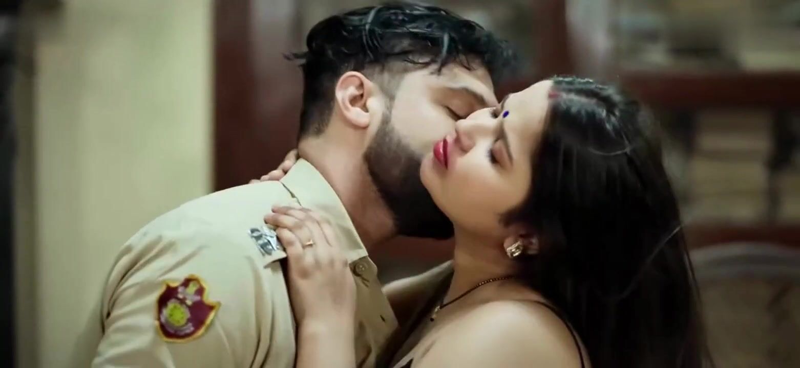 Bihari Bhabhi ki thanedaar se chudai ki hot sex video