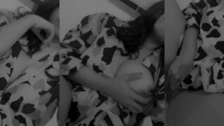 Indian XXX MMS B&W video of a hot lesbian pressing boobs