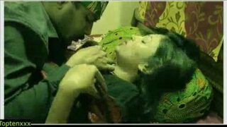 Erotic sex video of hot Bengali bhabhi’s chut chudai