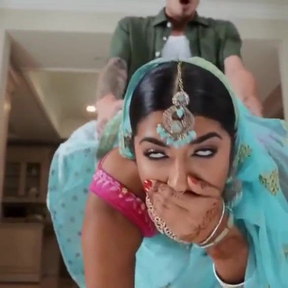 Punjabi Aunty seduces a white guy & gets fucked by him