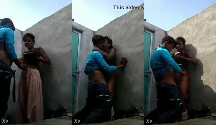 Dehati MMS XXX clip of a Bihari girl fucked by her boyfriend