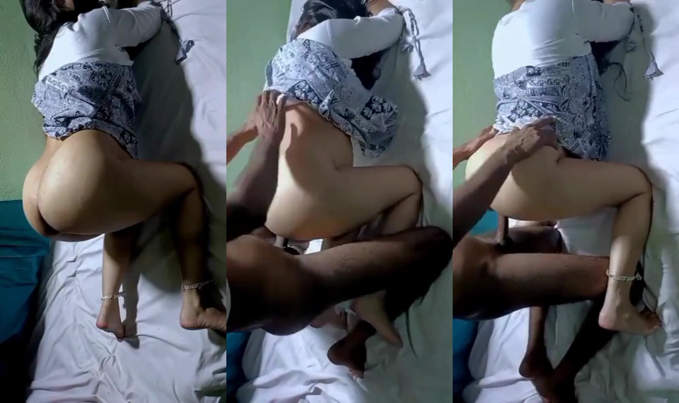 Indian porn MMS of horny Aunty fucked in doggy position