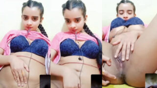 Indian XXX MMS clip of a Hot Bangla Babe’s phone sex