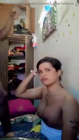 बीवी मायके में थी तब हिजड़े को घर ला के ब्लोव्जोब करवाया