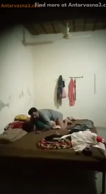 पानी की पाइपलाइन के बदले सरपंच ने भाभी चोद डाली